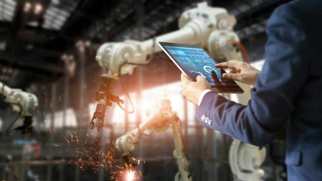 IOT IN INDUSTRIAL AUTOMATION